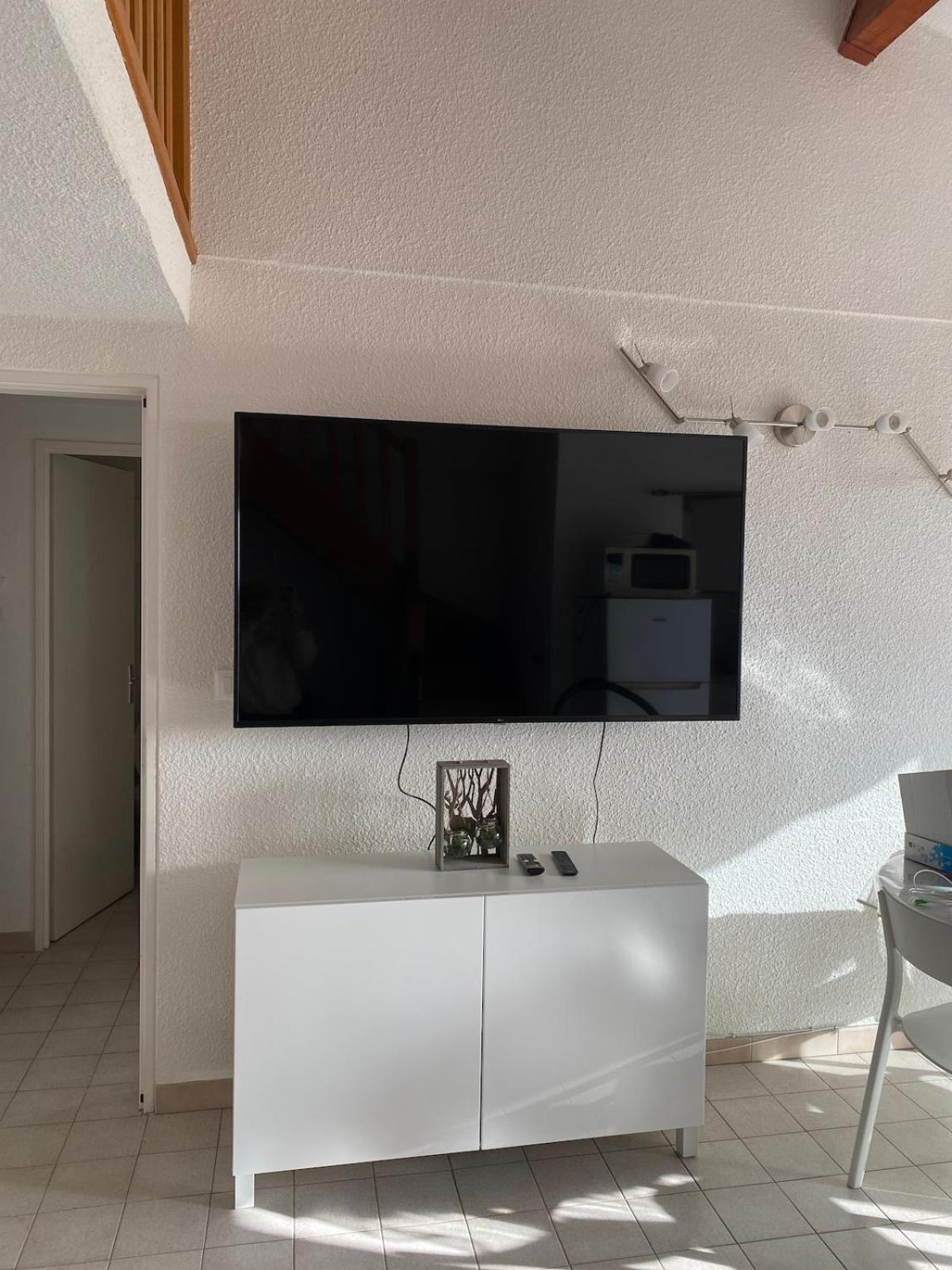 T4-72 M2 Vue Panoramique - 200 M De La - Etage 5 Avec Ascenseur -6 Pers Max Appartement *